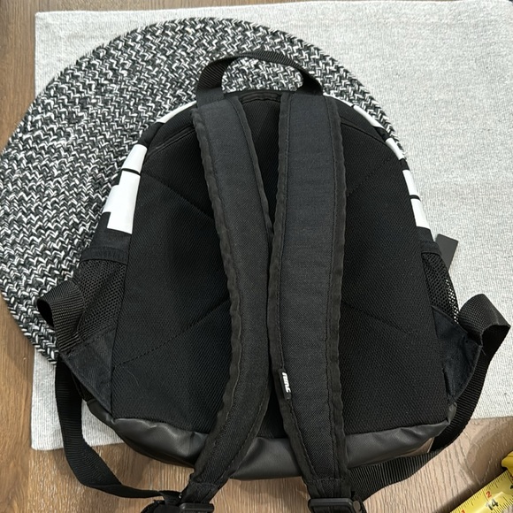 Nike black mini backpack. - Picture 4 of 12